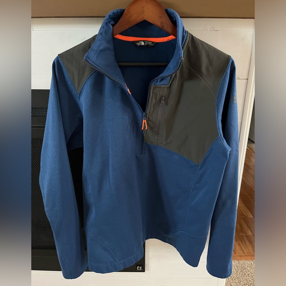 Men's The North Face Quarter Zip FlashDry lightweight Sz Small Blue